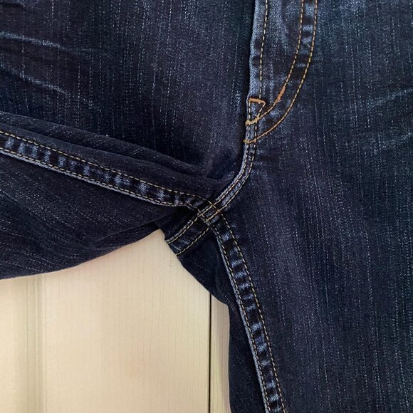 Silver Women's Suki Dark Wash Whiskered Bootcut Mid RIse Denim Jeans Size 28 32 - Picture 9 of 10